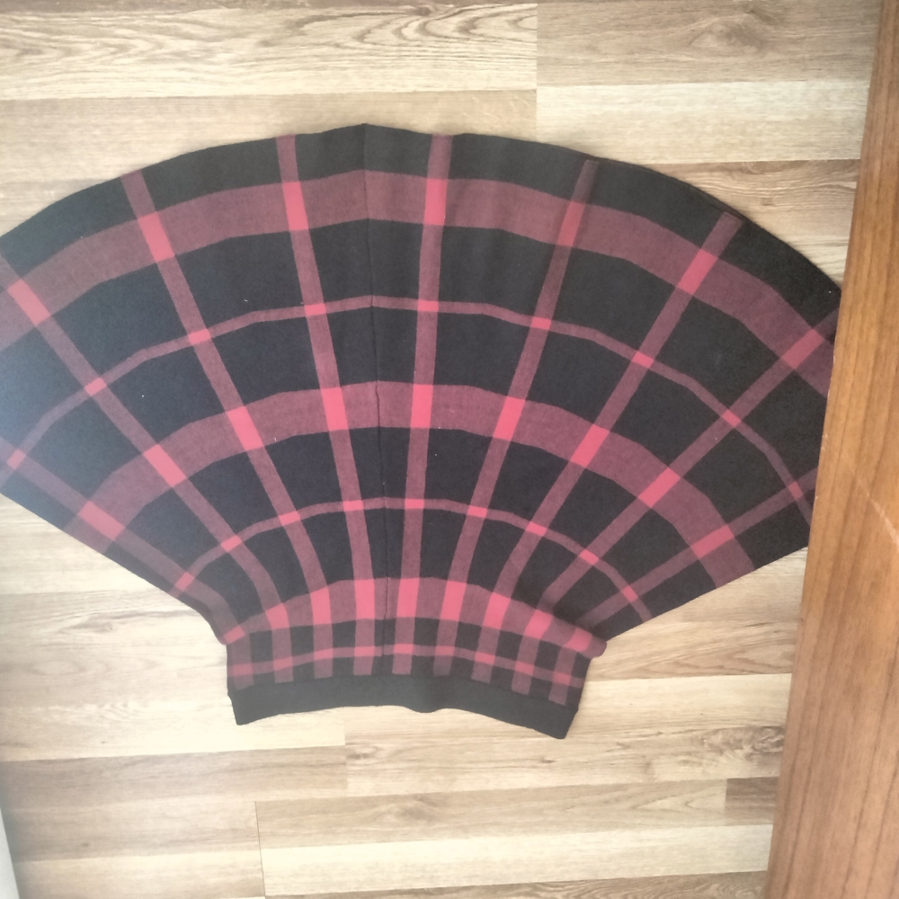Grace Elements Burgundy and Black Knit Fabric